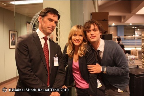 [Image: Matthew-Gray-Gubler-with-AJ-Cook-and-Tho....jpg?c=a10]